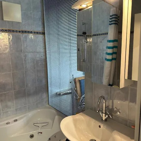 Διαμέρισμα Romantic Mountains With Whirlpool Kaprun